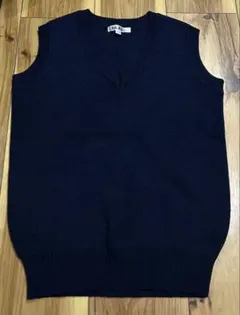 スクールベスト　Vネック　140サイズ　紺色　ネイビー