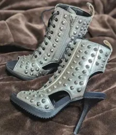 レア商品　Dr.マーチン　シルバースタッズレースアップシューズ　24cm