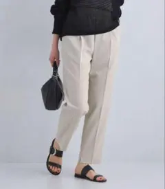 green label relaxing スタイルブーストパンツ 40のサムネイル