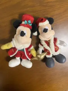 ディズニークリスマス 2022 2023ミッキー ぬいぐるみバッジ セット
