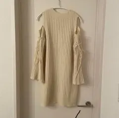 snidel アイボリー ニットワンピース オフショルダー