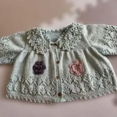 未使用　ミントグリーン手編みベビー用カーディガン　ハンドメイド