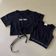 LTXCタンクトップ と黒Tシャツのサムネイル