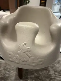 Bumbo ベビーチェア