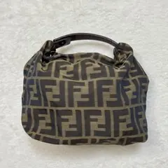 美品☆ FENDI ズッカ柄　マルチポーチ　アクセサリーポーチ　ダークブラウン