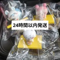 松屋　ちいかわコラボ　オリジナルフィギュア　ちいかわ　モモンガ 古本屋(カニ)