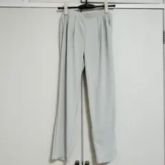 ライトグレーパンツ　ユニクロ【美品/新品未使用】