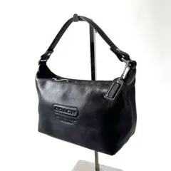 【美品】COACH コーチ　バッグ　アクセサリーポーチ　　レザー　黒