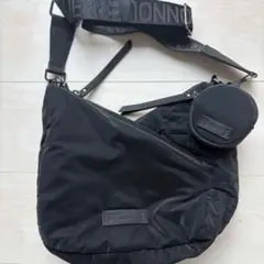 エアバギー エンボスドットロゴ オーガナイザー ショルダーバッグ
