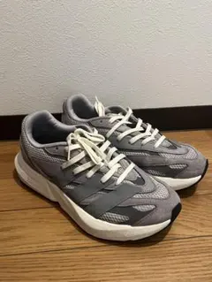 adidasライトブレイズLightblaze IH8607 26cmランニングのサムネイル