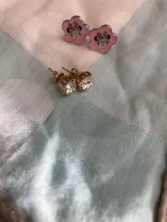 ミニーマウス 花型ピアス クリスタルピアス　セット