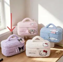 【人気】クロミちゃん☆刺繍入りラベンダーフワフワコスメポーチ 大容量