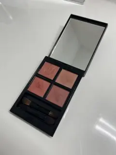 ADDICTION ザアイシャドウパレット Thousand Roses 008