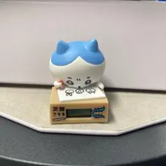 ハチワレ　ちいかわ いっしょにがんばろ！ダンボールウォッチ