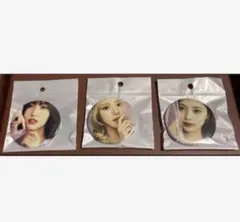 TWICE モモ チェヨン ツウィ 缶バッジ 3個セット