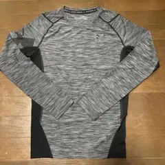 ★Under Armour ★HEATHEAR ★長袖シャツ ★M グレー