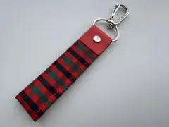 チェック柄キーホルダー＊赤×シルバー＊のサムネイル