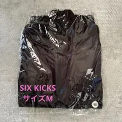 2025年最新】クロマニヨンズ パーカーの人気アイテム - メルカリ