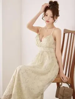 クリーム色レーススリップドレス　キャバクラ　ドレス