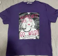 パープル グラフィック Tシャツ