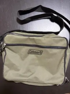 美品　Coleman お財布　ショルダーバッグ カーキ
