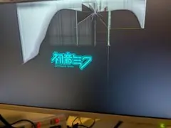 初音ミク モニター 本体 ひび割れあり