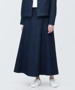 無印良品　木の実から作ったカポック混デニムフレアスカート