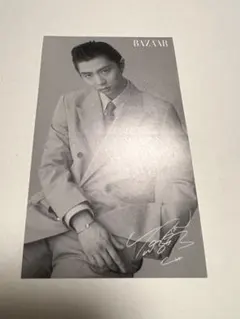 羽生結弦　Harper's BAZAAR ステッカー
