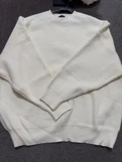 アイボリー ニットセーター 長袖