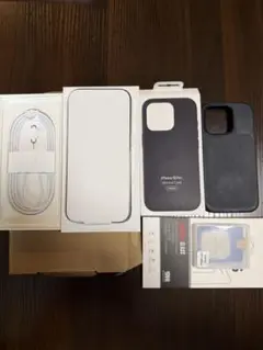 iPhone 16 Pro 256GB ホワイトチタニウム　バッテリー100%