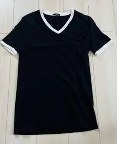 BALMAIN Vネック Tシャツ ブラック×ホワイト