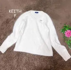 3559キース【F】Vネックニット　アンゴラセーター　ブローチ付き　ふわふわ