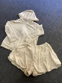 パーカー＆キュロットパンツ　セットアップ