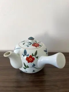 有田焼　急須　花唐草（茶道具・和食器）