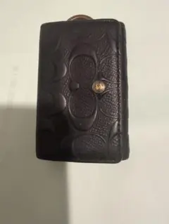 O*U様 黒レザーキーケース coach