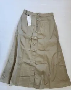 8〈新品〉UNIQLO チノフロントボタン ロングスカート ハイウエスト