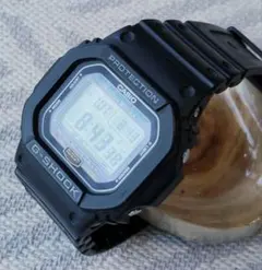 G-SHOCK GW-M5600 電波ソーラー バンパー装着オートライト機能 - メルカリ