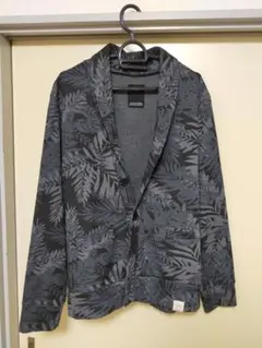 【売り尽くし】AZUL by moussy　ボタニカル　テーラードジャケット　黒のサムネイル