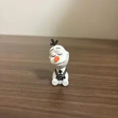 アナ雪　ディズニー　オラフ　肩ズンfig フィギュア