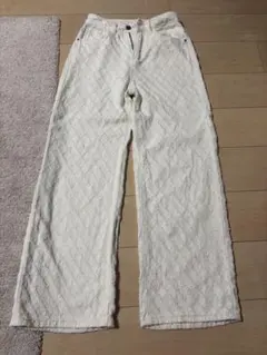 nugu ホワイト ワイドパンツ ダイヤ柄