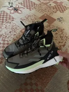 b*g様 adidas TERREX FRESHHIKER BL GORE-TE - メルカリ