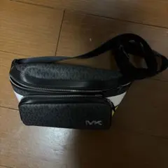 MICHAEL KORS MKロゴ ボディバッグ ショルダーバッグのサムネイル
