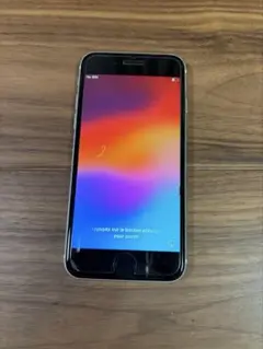 iPhoneSE第2世代　64GB ホワイト 本体
