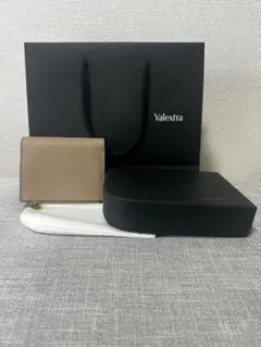 Valextra ヴァレクストラ 小銭入れ付き財布 ６カードのサムネイル