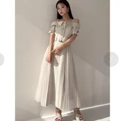 RESEXXY オフショルプリーツワンピース　新品　タグ付き