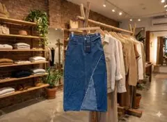 新品タグ付き　Lady like デニムタイトスカート Mサイズ　ブルー