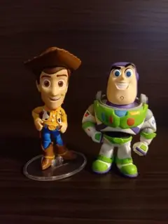 ディズニー100　ミニフィギュアコレクション　サプライズカプセル