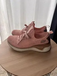 SKECHERS Air-Cooled Memory Foam ピンクスニーカー