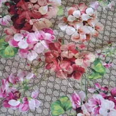 GUCCIグッチ ストール 134×134 花柄 - メルカリ