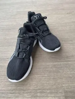 Reebok ランニングシューズ ブラック